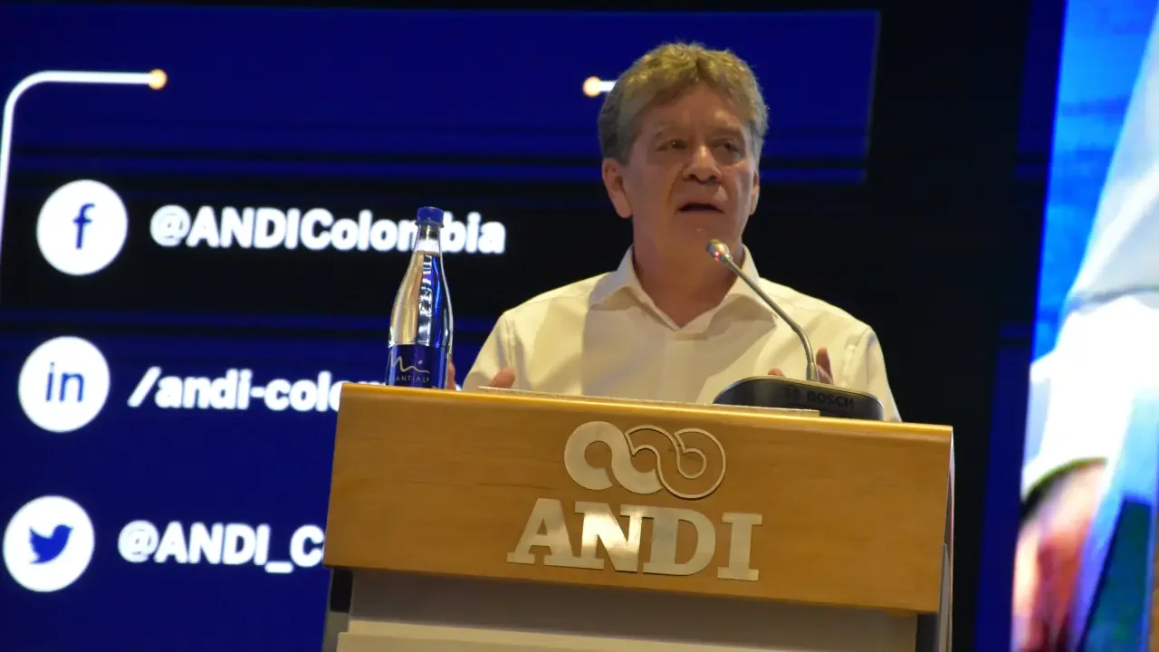 Edificio sede de la Asociación Nacional de Empresarios de Colombia (Andi) en una jornada institucional.