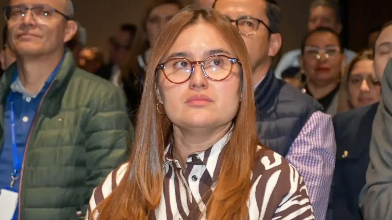 María José Navarro, exsuperintendente de la Economía Solidaria, hablando sobre las investigaciones a Coosalud.