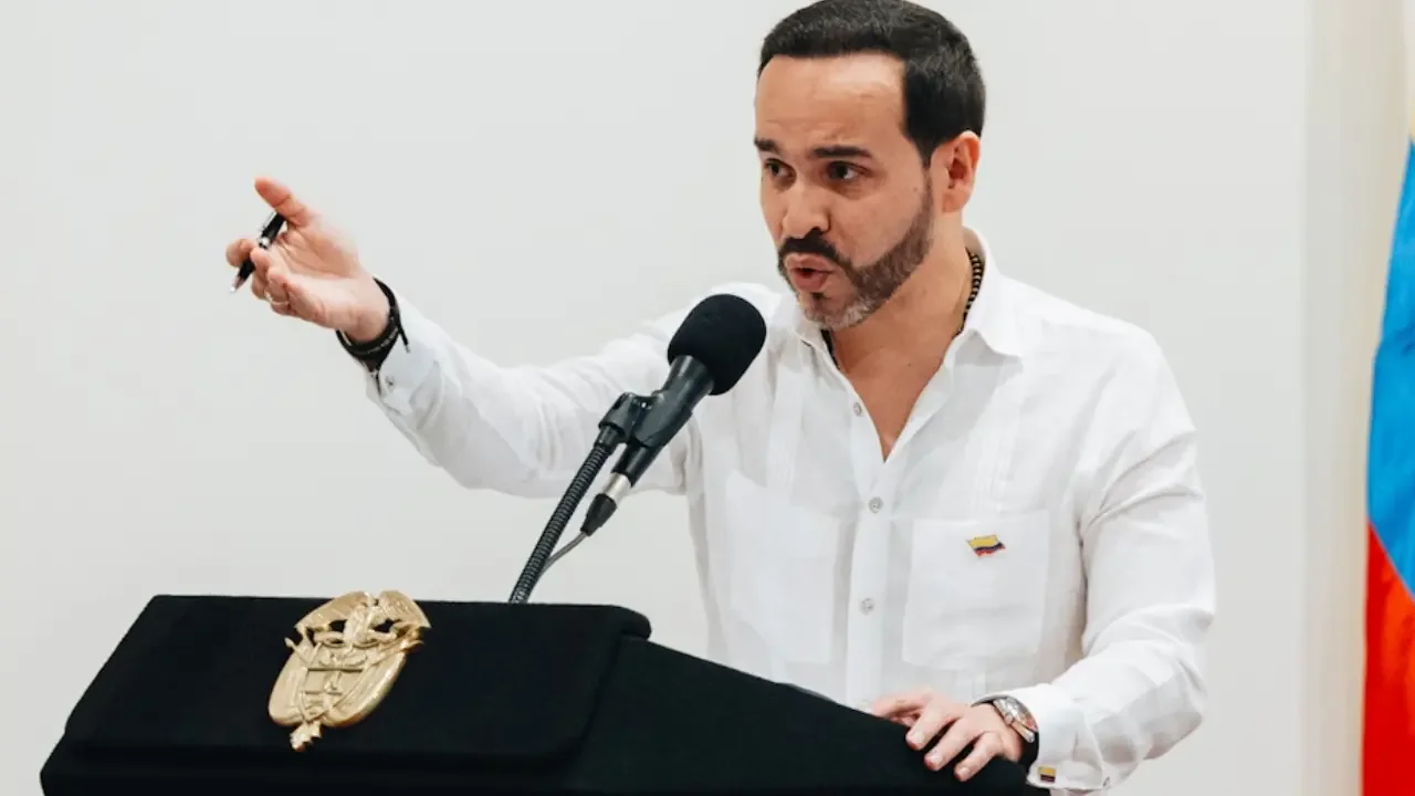 Presidente Abelardo De La Espriella durante consejo de seguridad en el archipiélago de San Andrés.
