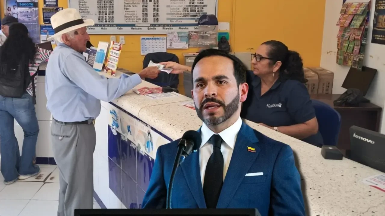Adulto mayor cobrando el subsidio de Colombia Mayor en un punto de atención.